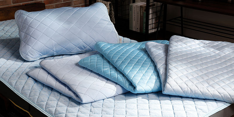 夏の夜の強い味方!ひんやり心地よい「接触冷感寝具」のススメ