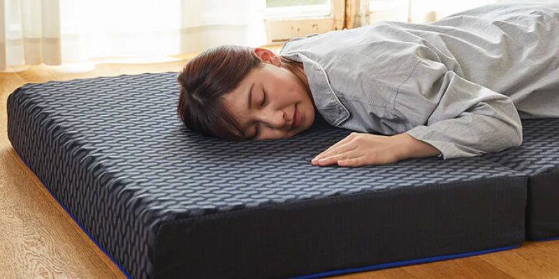 マットレス、床に直置きしてもOK？カビを防ぐ湿気対策とおすすめマットレスを解説