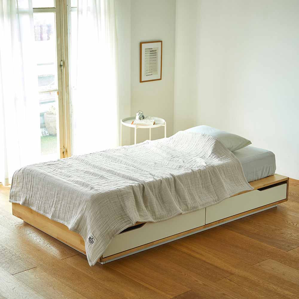 日本製8重織ガーゼケット